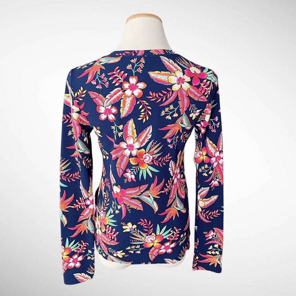 Tommy Bahama Tropical Print Zip-Front Long-Sleeve Jacket - Picture 3 of 15